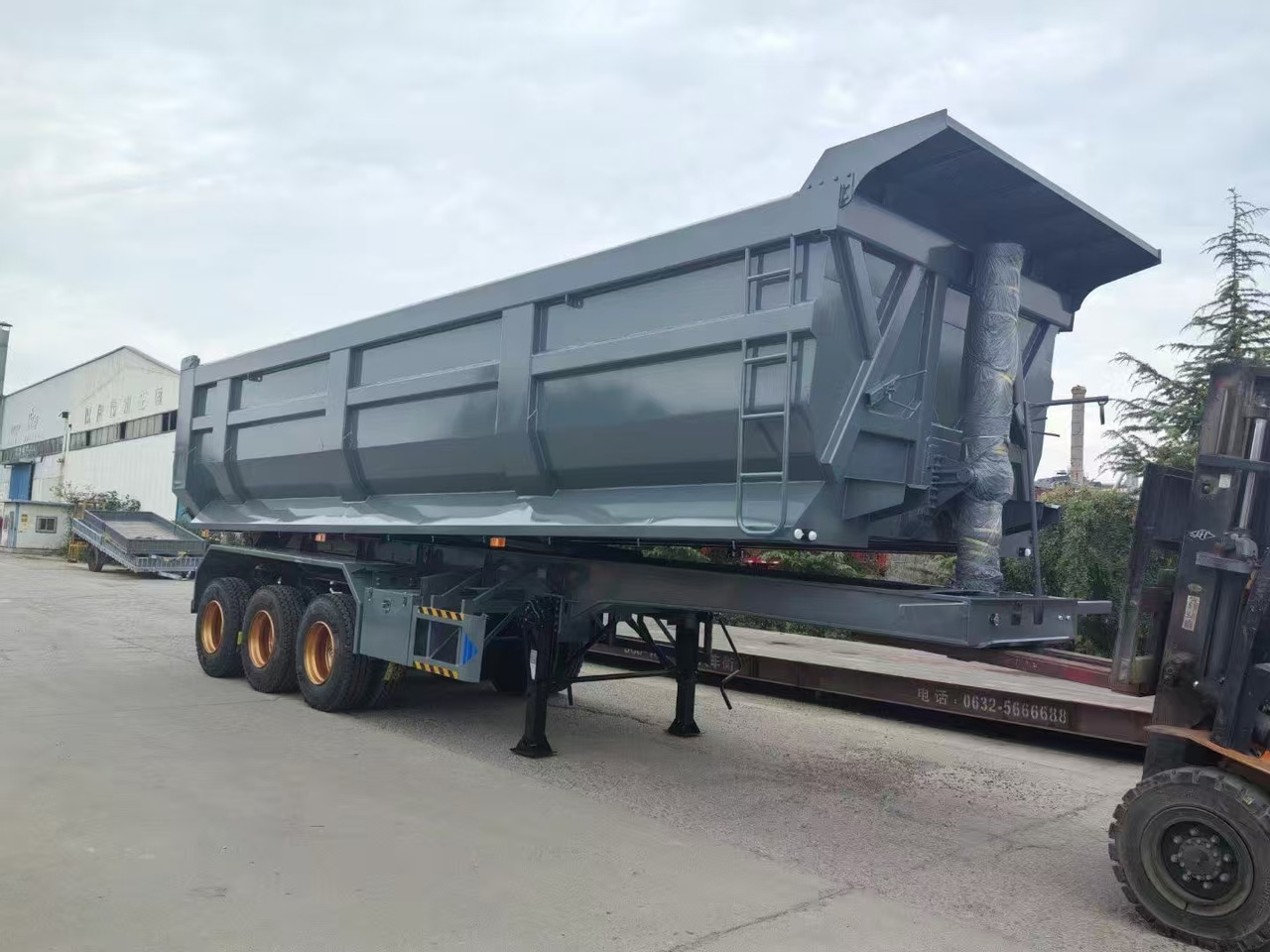 Customizable tipper semi trailers available - Полуприцеп-цистерна: фото 5 Customizable tipper semi trailers available - Полуприцеп-цистерна: фото 5