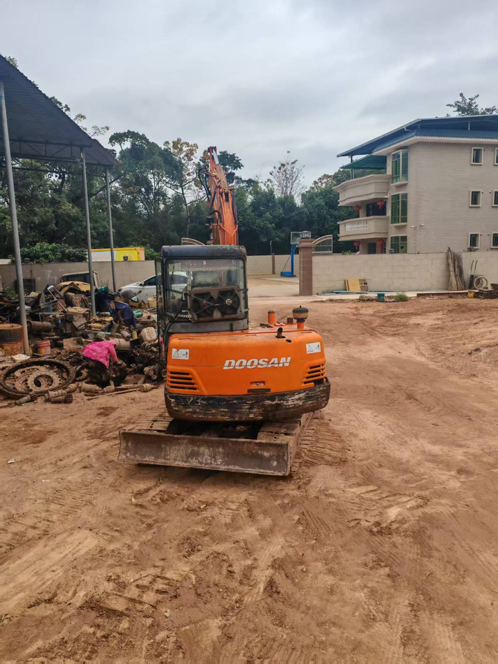 DOOSAN DH55-7 ORIGINAL PAINT - Мини-экскаватор: фото 2 DOOSAN DH55-7 ORIGINAL PAINT - Мини-экскаватор: фото 2
