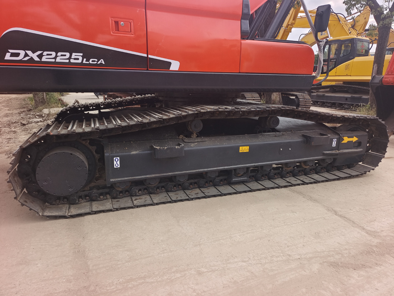 DOOSAN DX225LCA DX225 LC-9C DX300 DX340 - Гусеничный экскаватор: фото 3 DOOSAN DX225LCA DX225 LC-9C DX300 DX340 - Гусеничный экскаватор: фото 3