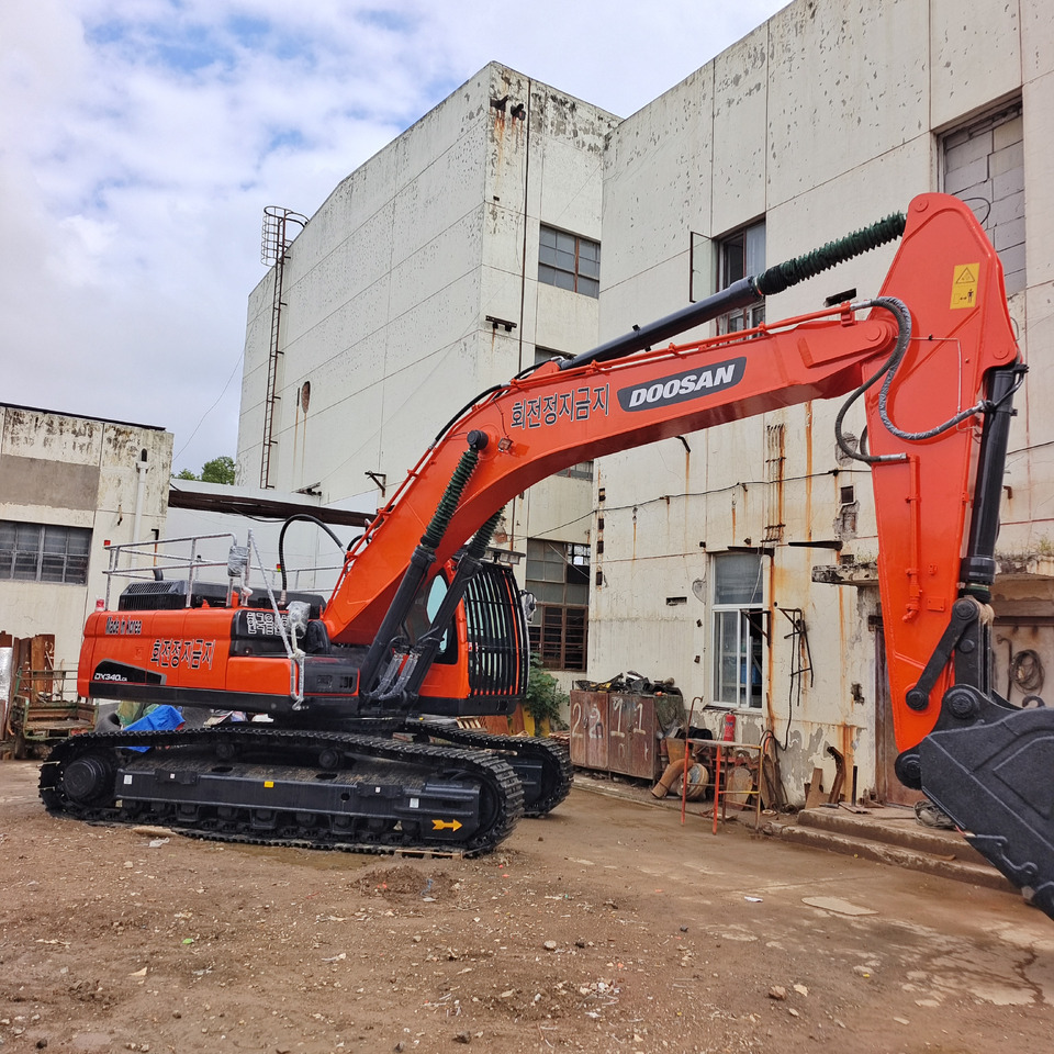 DOOSAN DX340LCA - Гусеничный экскаватор: фото 2 DOOSAN DX340LCA - Гусеничный экскаватор: фото 2