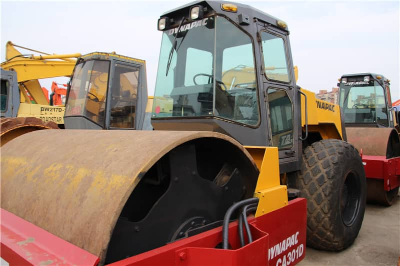 DYNAPAC CA301D - Дорожный каток: фото 5 DYNAPAC CA301D - Дорожный каток: фото 5