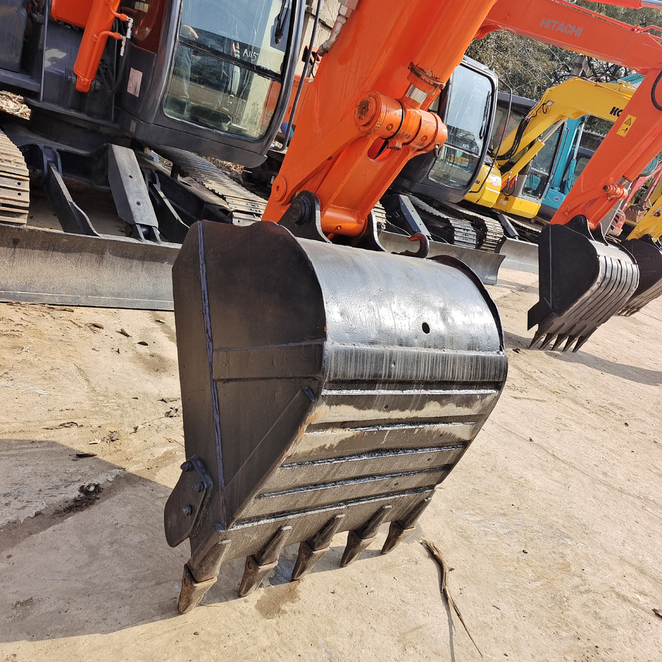 HITACHI ZX70 - Гусеничный экскаватор: фото 5 HITACHI ZX70 - Гусеничный экскаватор: фото 5