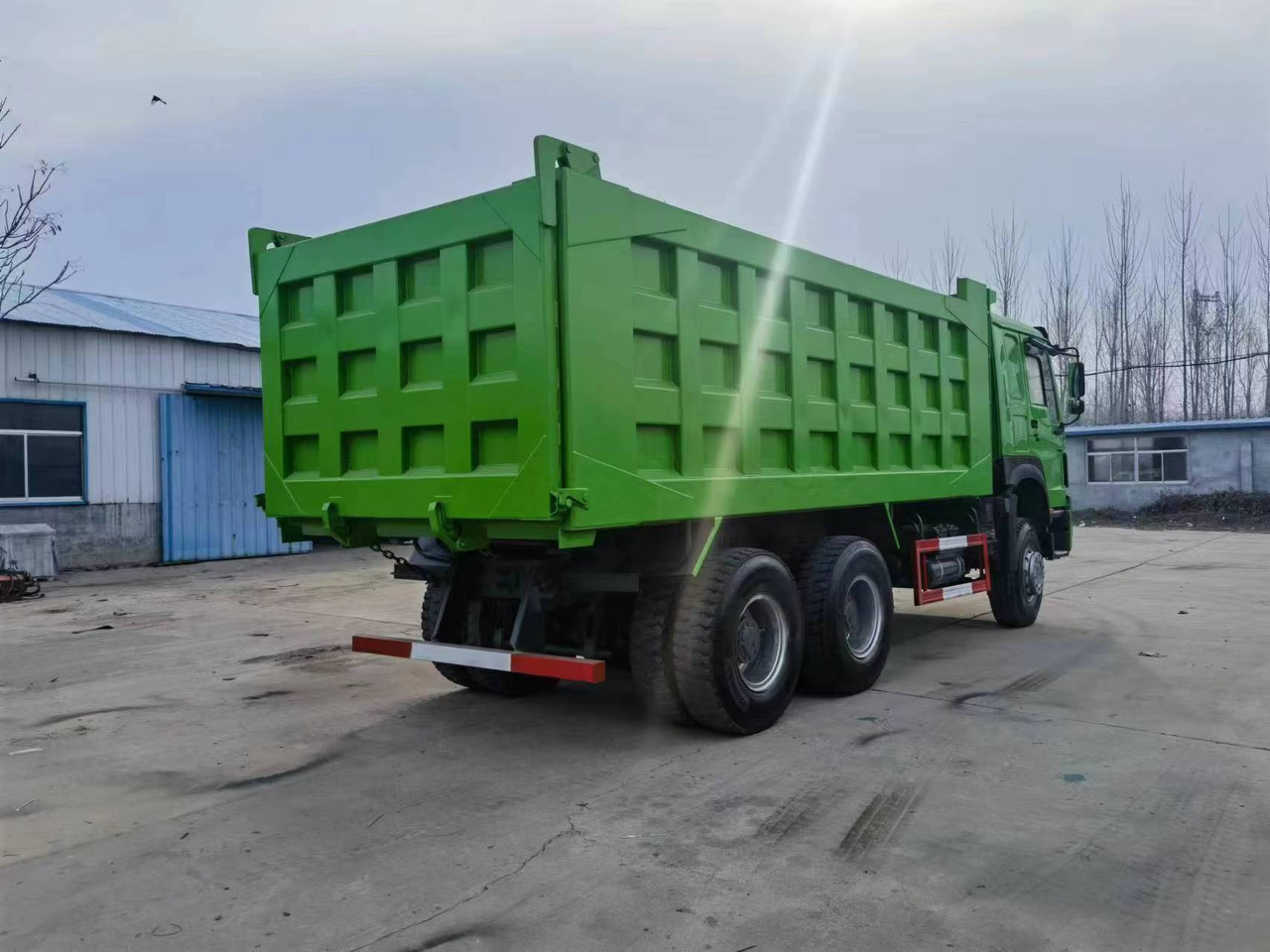 Самосвал HOWO 375: фото 10 Самосвал HOWO 375: фото 10