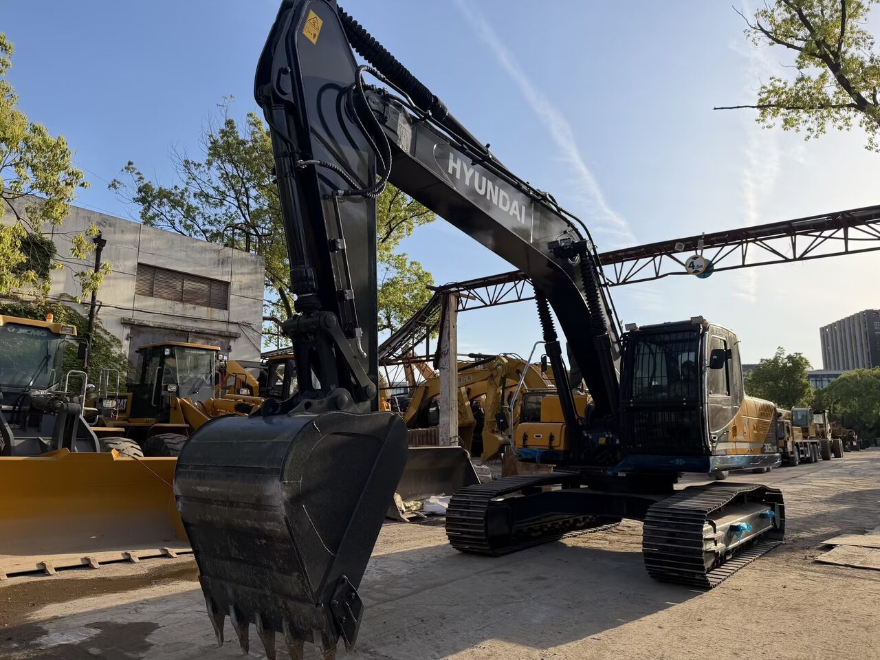 HYUNDAI R305-9S - Гусеничный экскаватор: фото 2 HYUNDAI R305-9S - Гусеничный экскаватор: фото 2