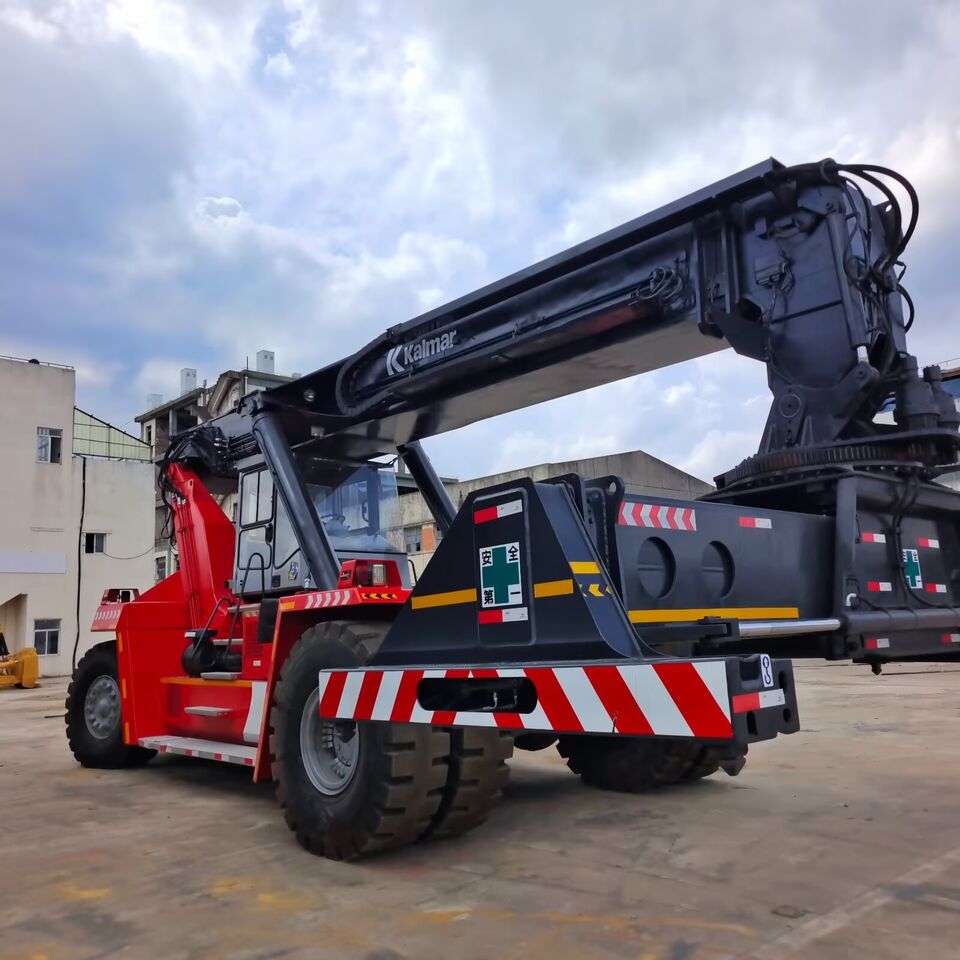KALMAR DFR450 - Ричстакер: фото 2 KALMAR DFR450 - Ричстакер: фото 2