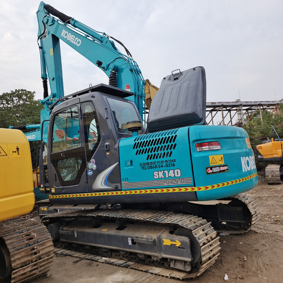 Гусеничный экскаватор KOBELCO SK140 SK200-8 SK210LC: фото 1