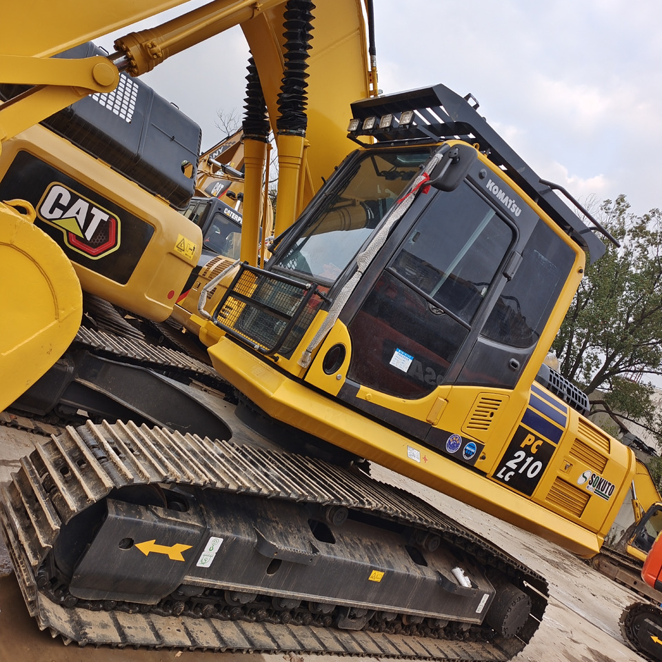 KOMATSU PC 210LC - 8 - Гусеничный экскаватор: фото 4 KOMATSU PC 210LC - 8 - Гусеничный экскаватор: фото 4