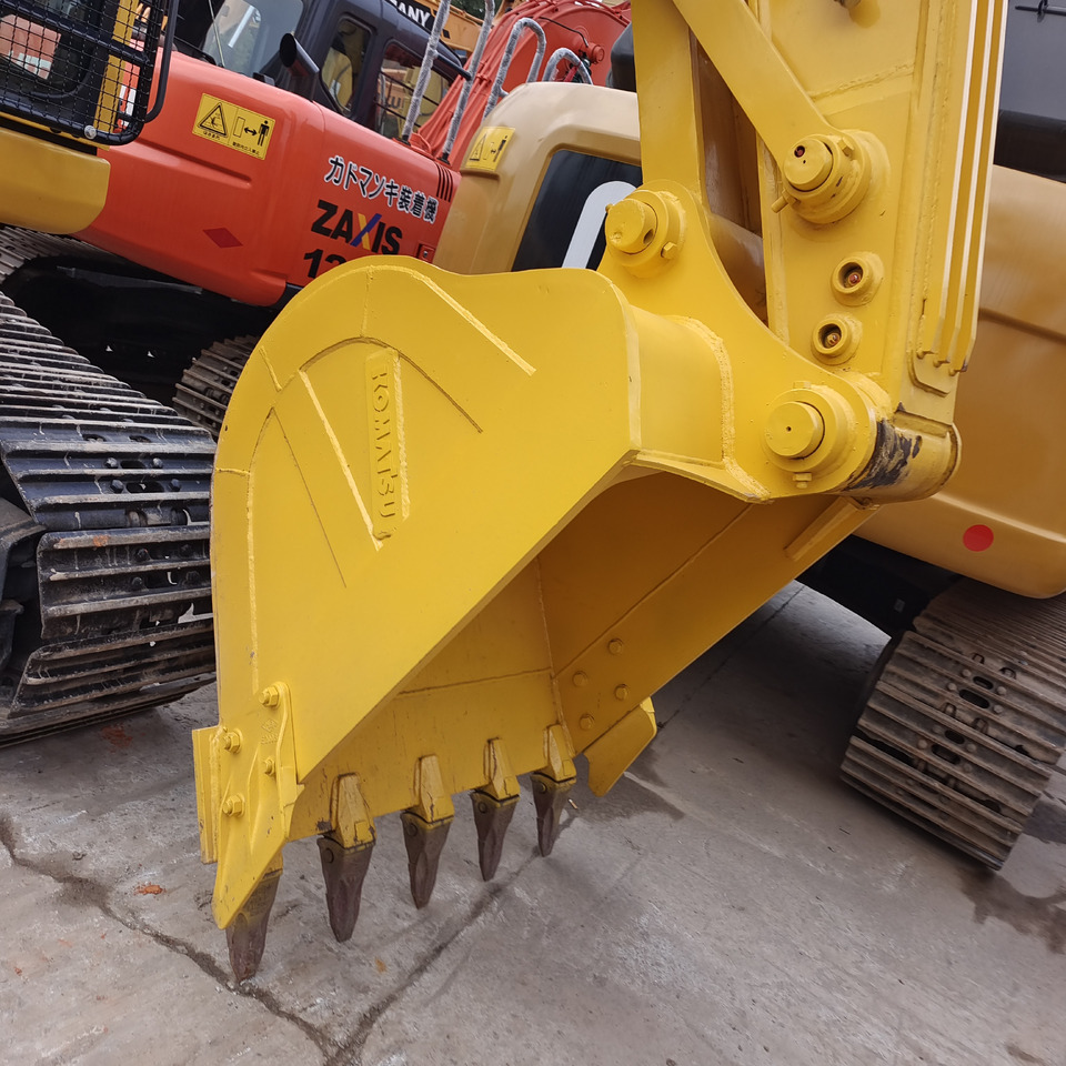 KOMATSU PC210-8 PC210LC - Гусеничный экскаватор: фото 4 KOMATSU PC210-8 PC210LC - Гусеничный экскаватор: фото 4