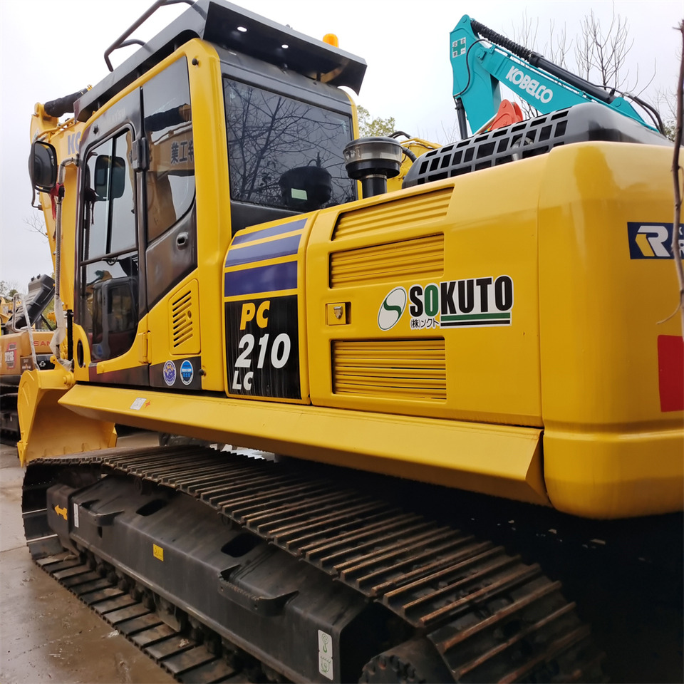 KOMATSU PC210LC-8 - Гусеничный экскаватор: фото 1 KOMATSU PC210LC-8 - Гусеничный экскаватор: фото 1