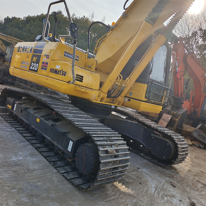 Гусеничный экскаватор KOMATSU PC220-8N1 PC220: фото 9