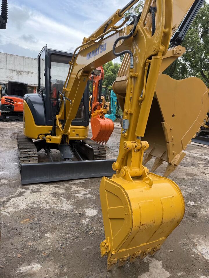 KOMATSU PC35 - Мини-экскаватор: фото 4 KOMATSU PC35 - Мини-экскаватор: фото 4