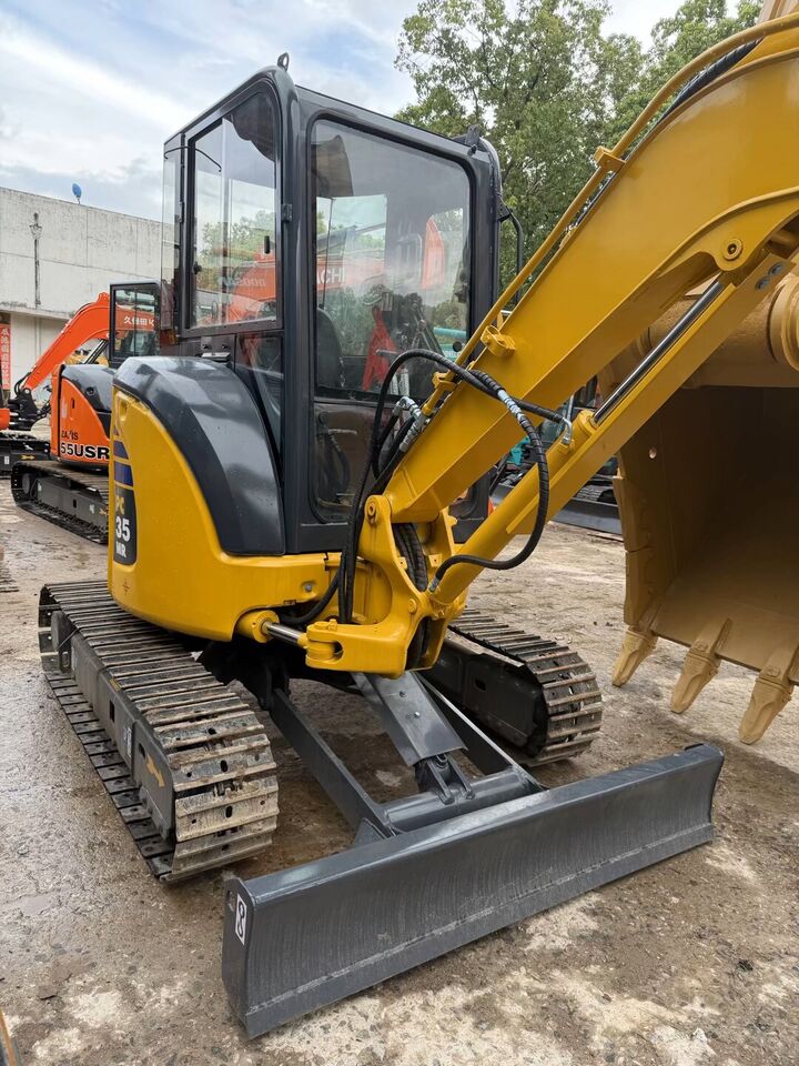 KOMATSU PC35 - Мини-экскаватор: фото 2 KOMATSU PC35 - Мини-экскаватор: фото 2