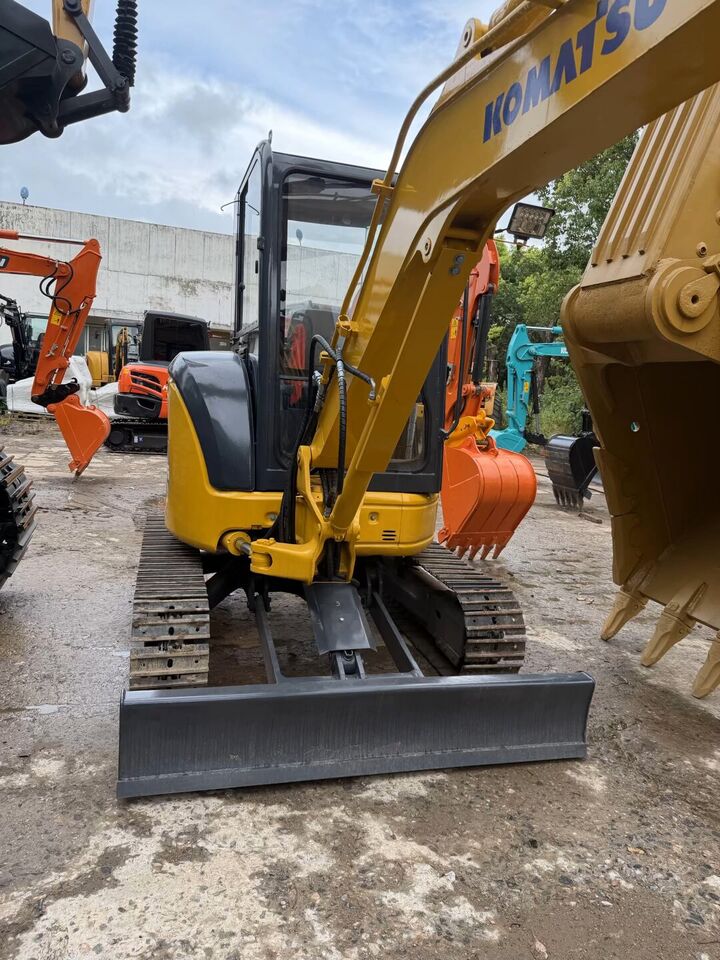 KOMATSU PC35 - Мини-экскаватор: фото 3 KOMATSU PC35 - Мини-экскаватор: фото 3