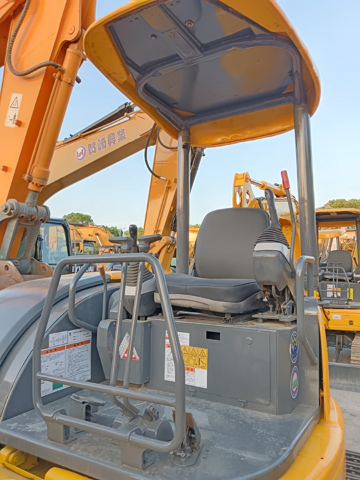 KOMATSU PC40 - Мини-экскаватор: фото 5 KOMATSU PC40 - Мини-экскаватор: фото 5
