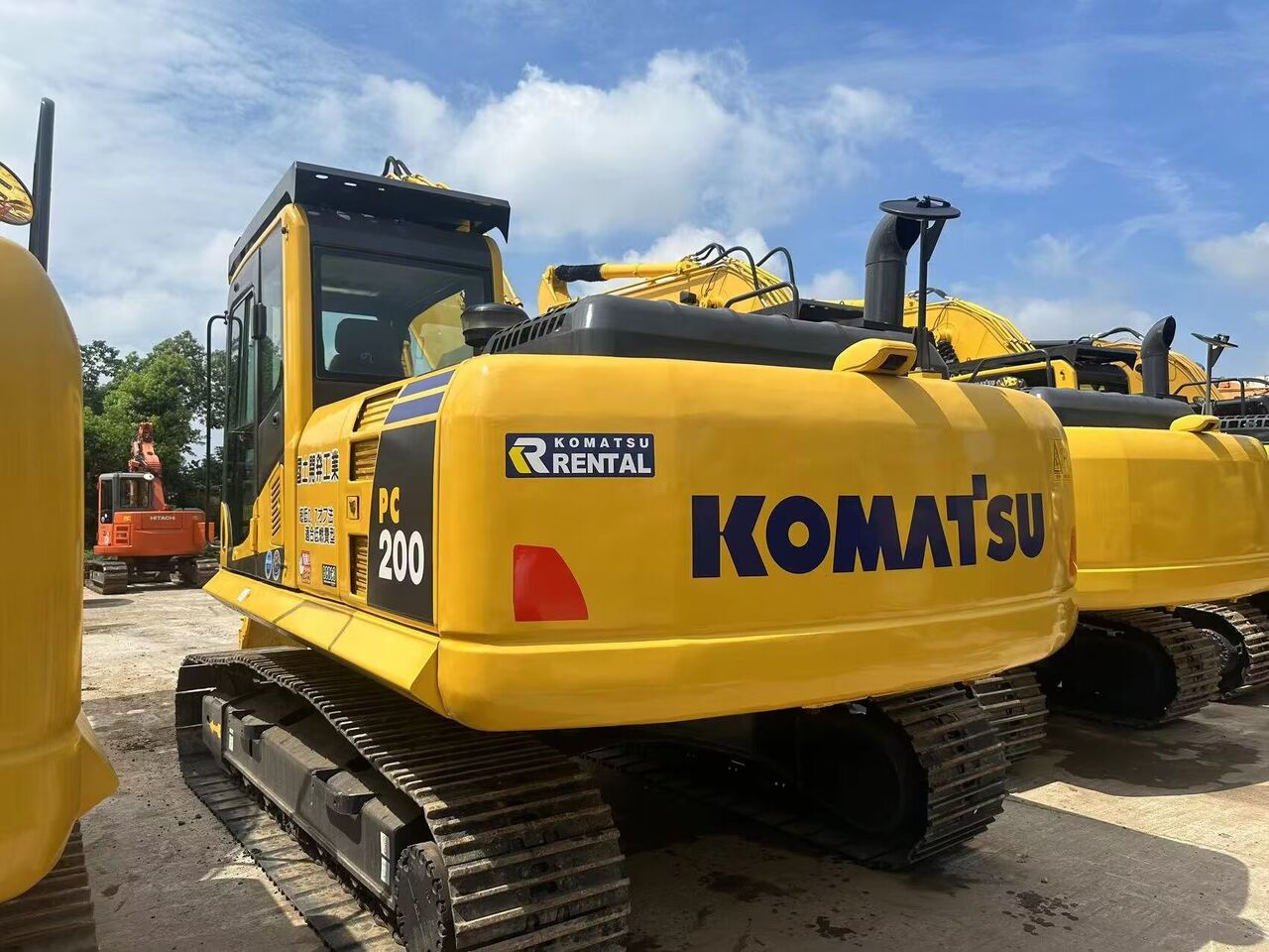 KOMATSU pc200-8 - Гусеничный экскаватор: фото 5 KOMATSU pc200-8 - Гусеничный экскаватор: фото 5