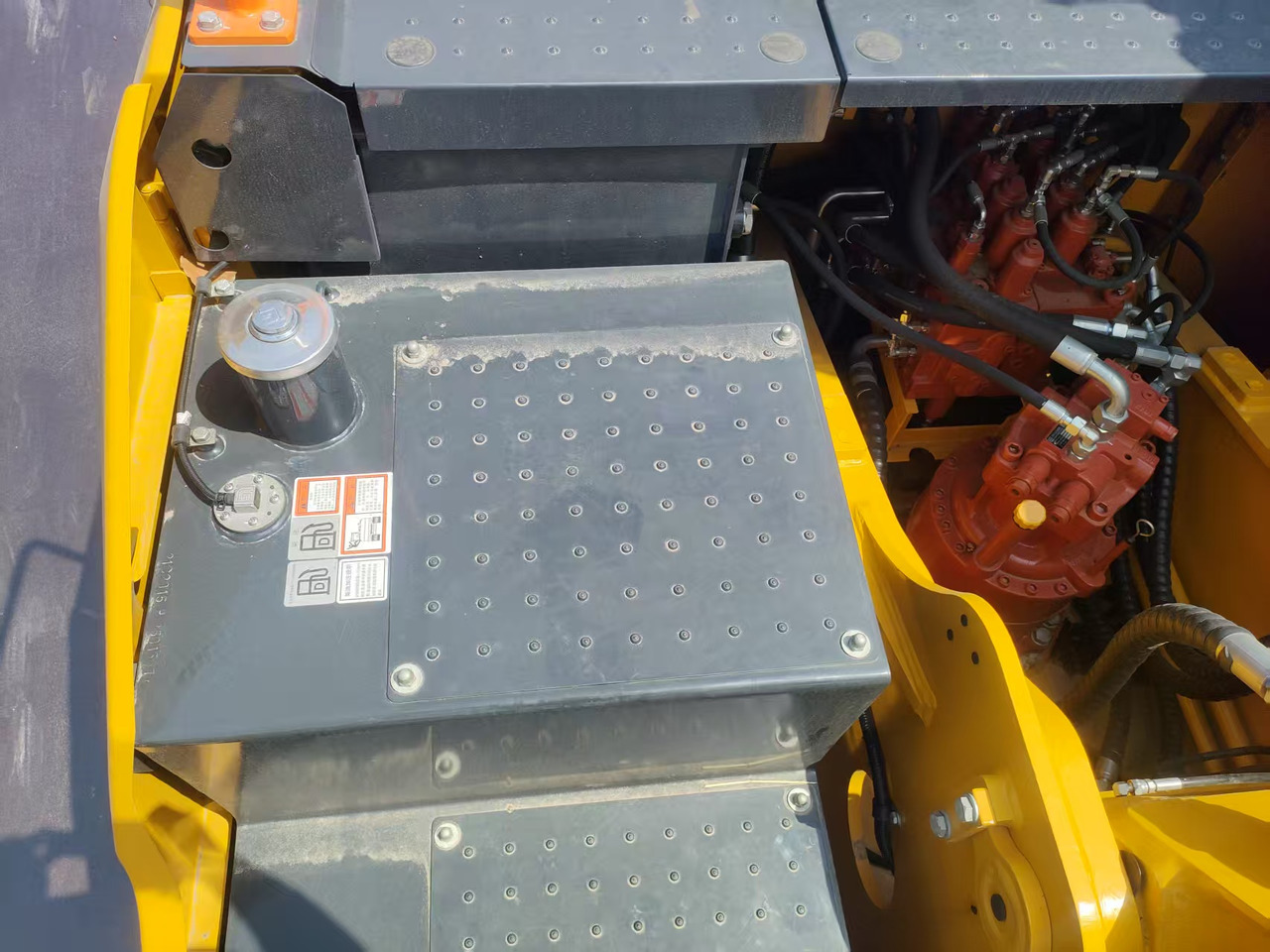 Новый Гусеничный экскаватор LIUGONG 920FG4 100% Brand New 21.5 TON 20 TON: фото 19 Новый Гусеничный экскаватор LIUGONG 920FG4 100% Brand New 21.5 TON 20 TON: фото 19