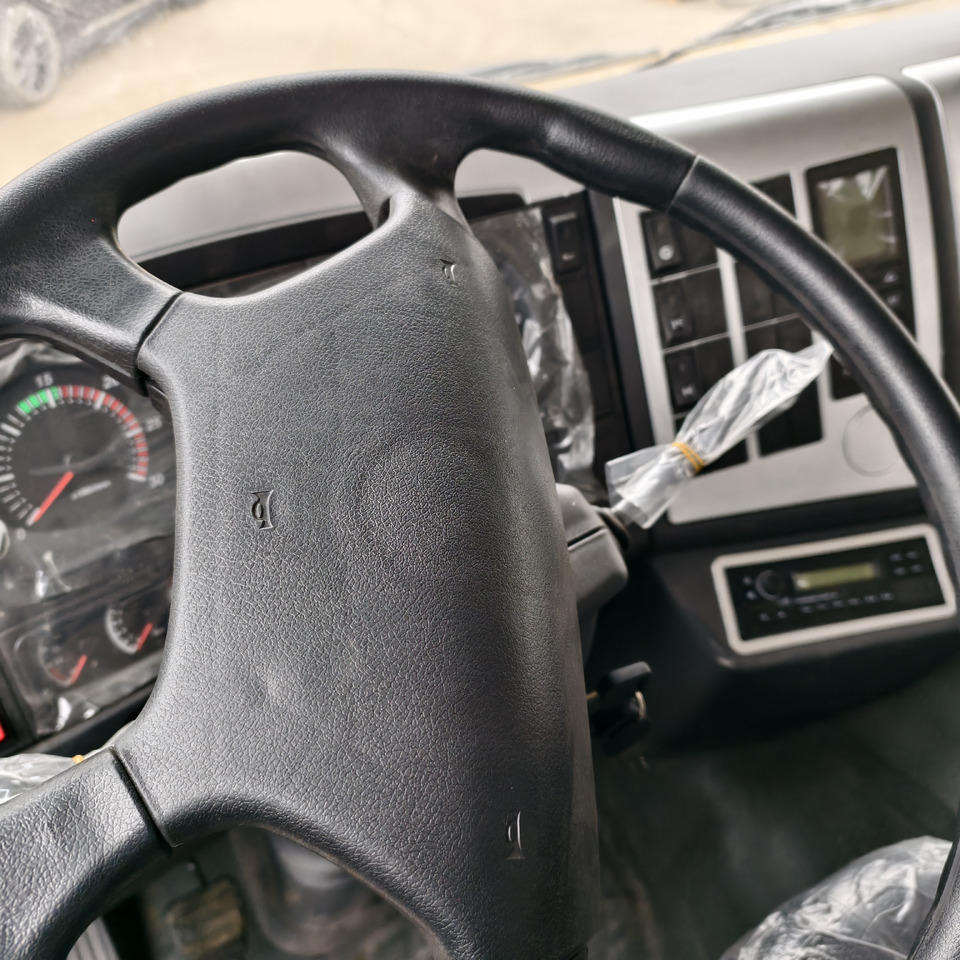 SHACMAN F3000 6*4 - Самосвал: фото 4 SHACMAN F3000 6*4 - Самосвал: фото 4