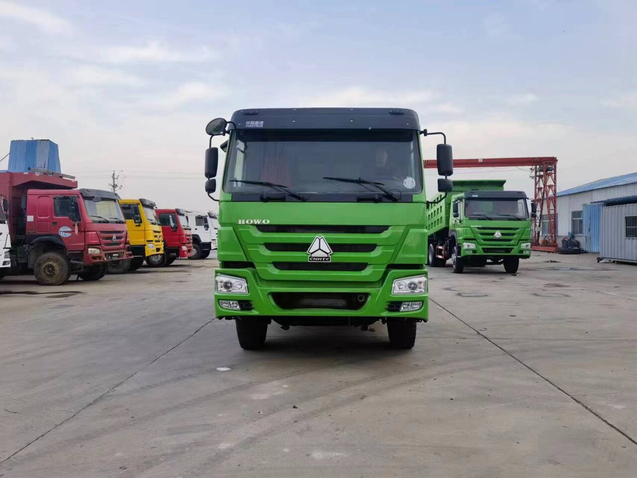SINOTRUK HOWO 375 Customizable - Самосвал: фото 3 SINOTRUK HOWO 375 Customizable - Самосвал: фото 3