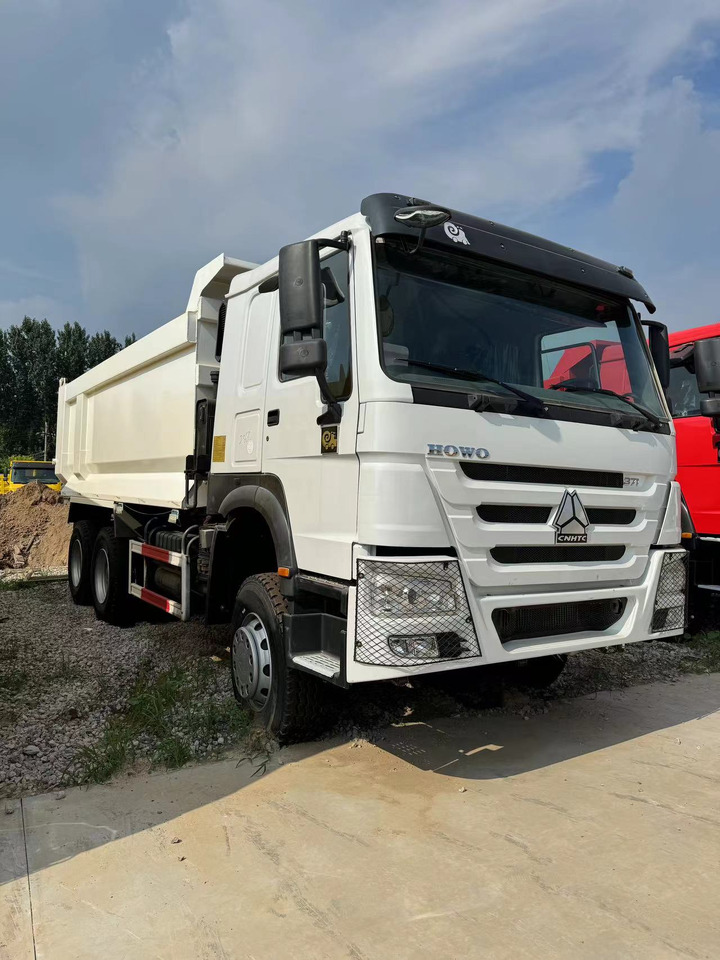 SINOTRUK HOWO DUMP TRUCK 6*4 8*4 371 380 400 420 460 HP - Самосвал: фото 4 SINOTRUK HOWO DUMP TRUCK 6*4 8*4 371 380 400 420 460 HP - Самосвал: фото 4