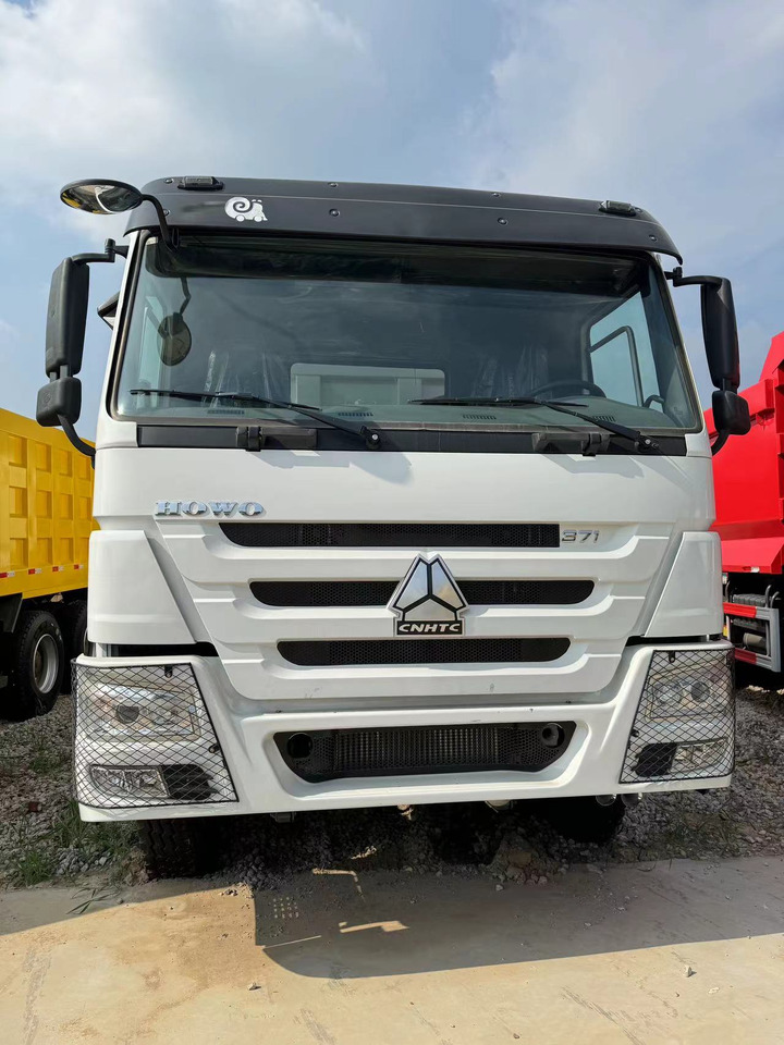 SINOTRUK HOWO DUMP TRUCK 6*4 8*4 371 380 400 420 460 HP - Самосвал: фото 5 SINOTRUK HOWO DUMP TRUCK 6*4 8*4 371 380 400 420 460 HP - Самосвал: фото 5