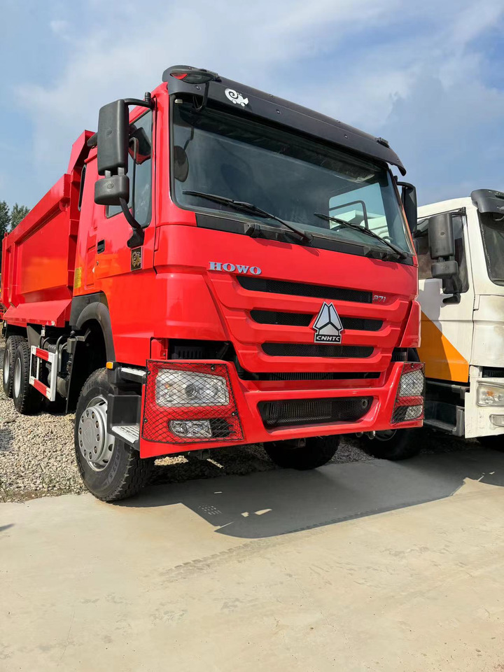 SINOTRUK HOWO DUMP TRUCK 6*4 8*4 371 380 400 420 460 HP - Самосвал: фото 2 SINOTRUK HOWO DUMP TRUCK 6*4 8*4 371 380 400 420 460 HP - Самосвал: фото 2