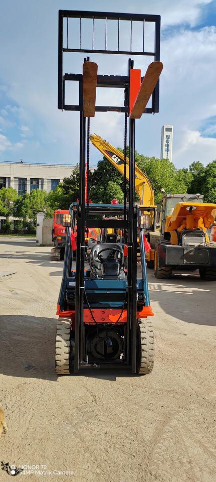 TOYOTA FD35 - Дизельный погрузчик: фото 4 TOYOTA FD35 - Дизельный погрузчик: фото 4