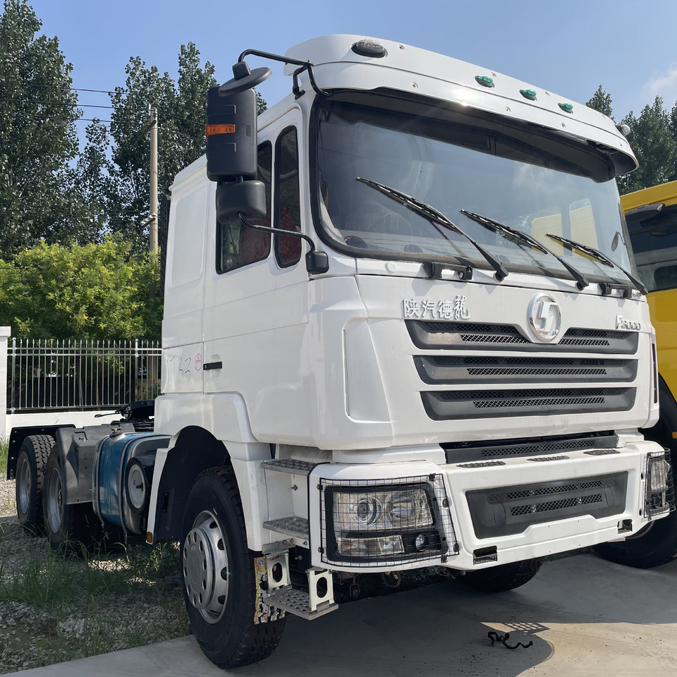 Тягач SHACMAN F3000: фото 1