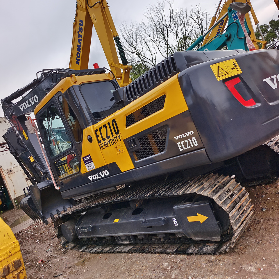 VOLVO EC210D - Гусеничный экскаватор: фото 1 VOLVO EC210D - Гусеничный экскаватор: фото 1