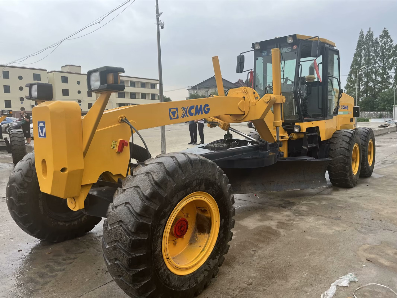 XCMG GR 180 GR1803 GR2153 - Грейдер: фото 4 XCMG GR 180 GR1803 GR2153 - Грейдер: фото 4