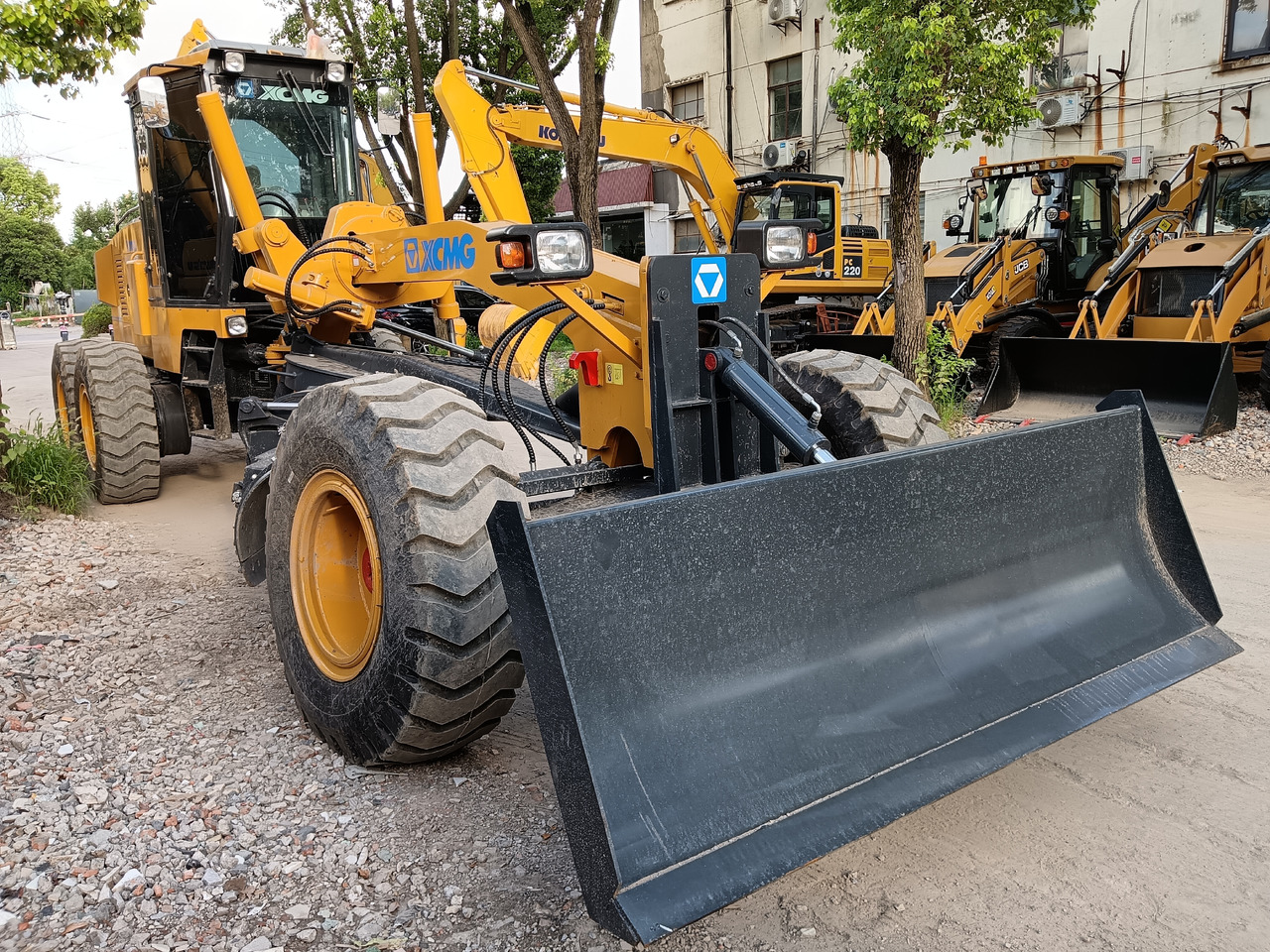 Грейдер XCMG GR2153 WITH RIPPER AND TWO BLADES: фото 18