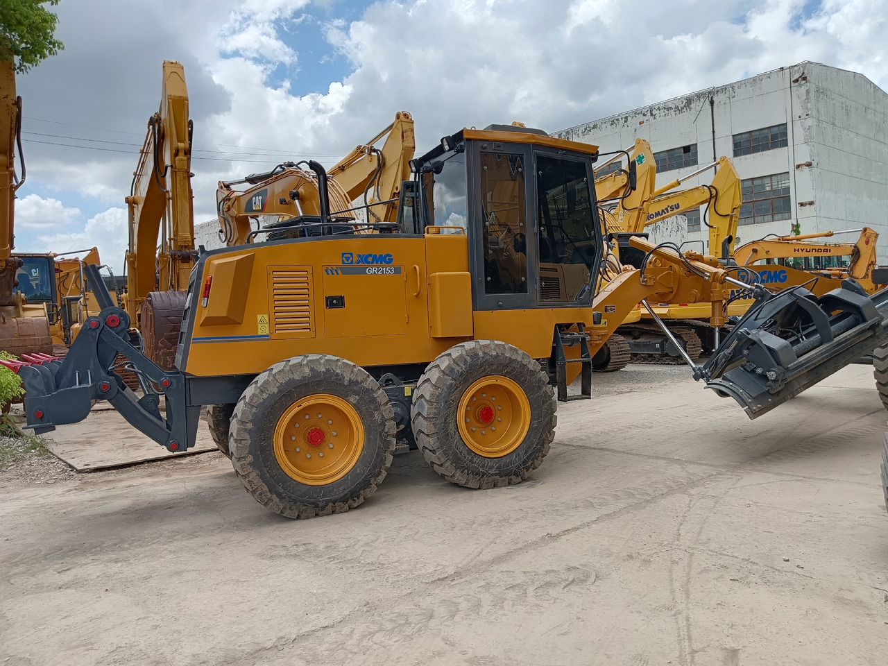 Грейдер XCMG GR2153 WITH RIPPER AND TWO BLADES: фото 7