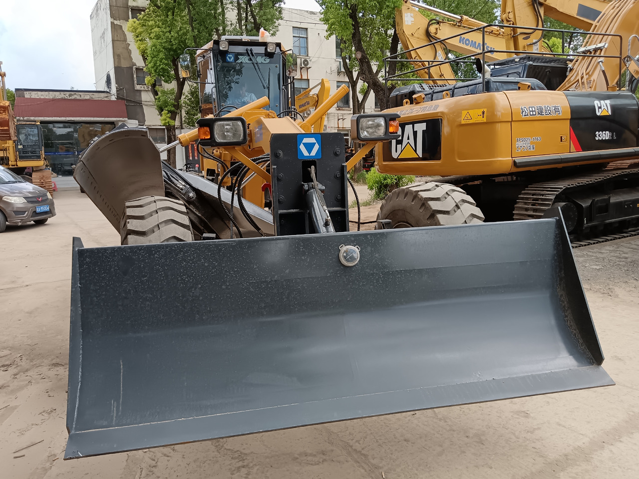 Грейдер XCMG GR2153 WITH RIPPER AND TWO BLADES: фото 9 Грейдер XCMG GR2153 WITH RIPPER AND TWO BLADES: фото 9