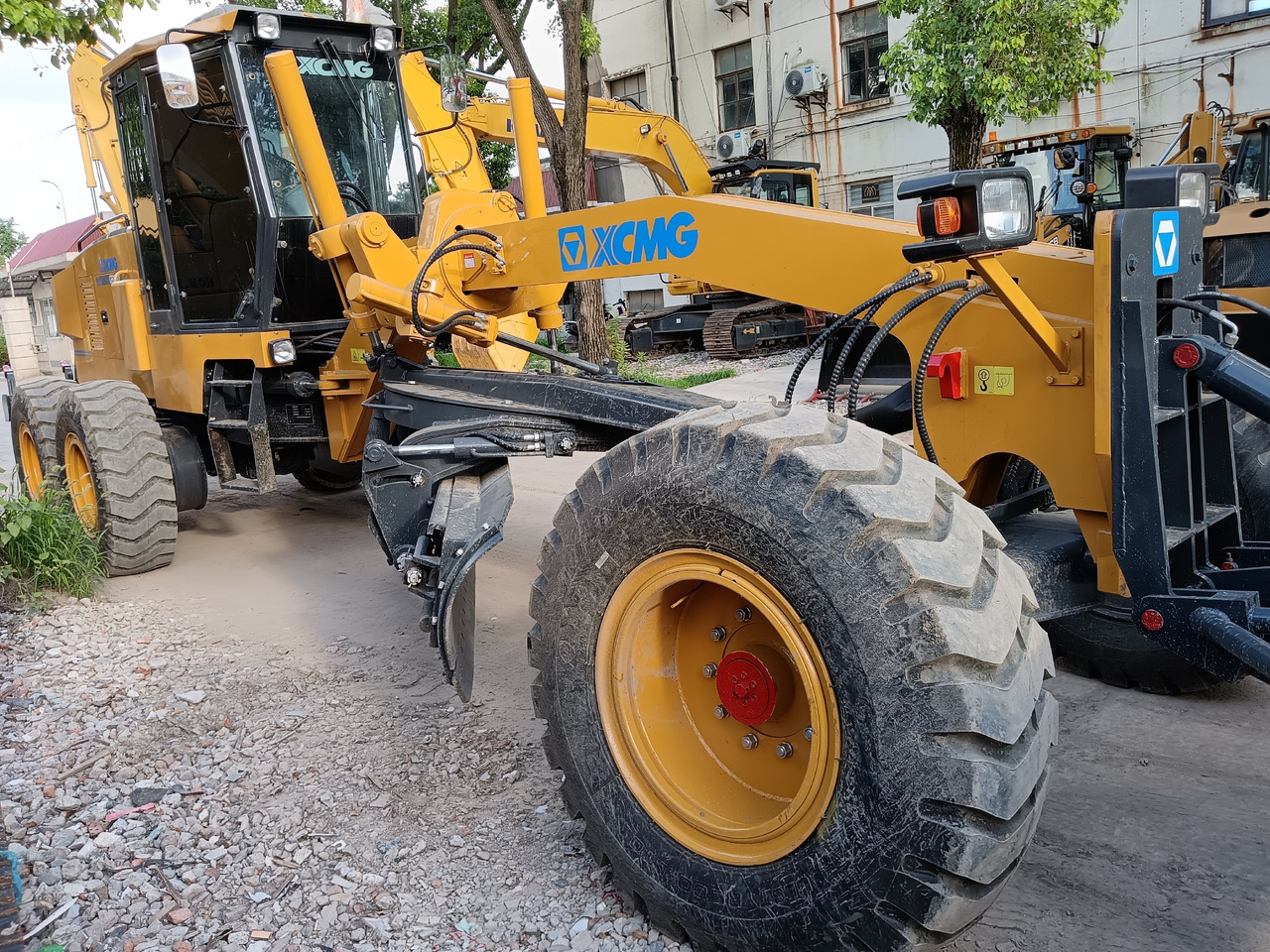 Грейдер XCMG GR2153 WITH RIPPER AND TWO BLADES: фото 19