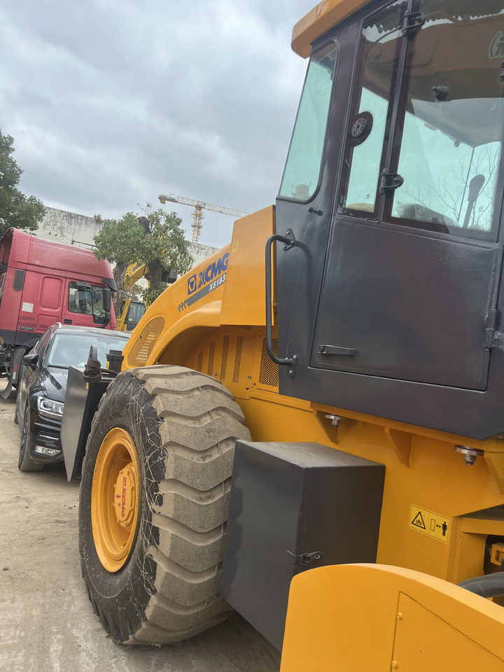 XCMG XS183J - Дорожный каток: фото 4 XCMG XS183J - Дорожный каток: фото 4