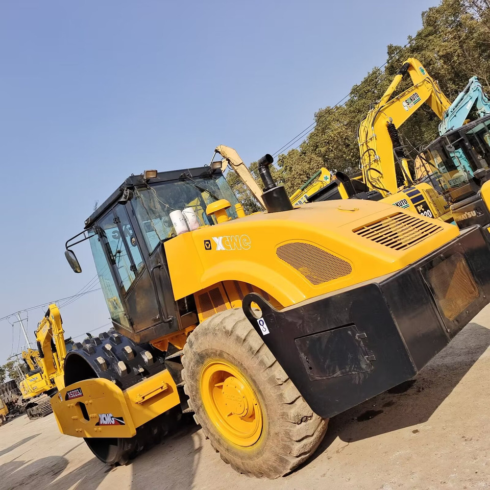 Дорожный каток XCMG XS223J WITH SHEEP FOOT PAD: фото 9