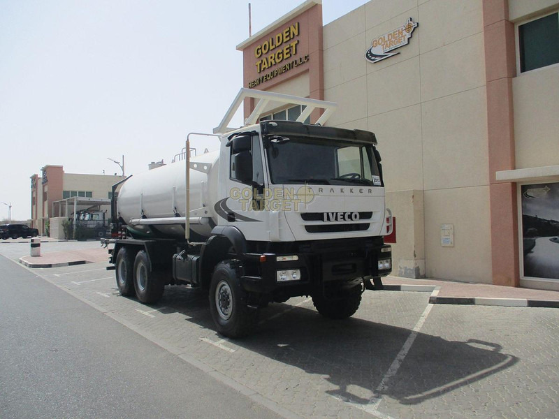 Iveco  - Грузовик-цистерна: фото 1 Iveco  - Грузовик-цистерна: фото 1