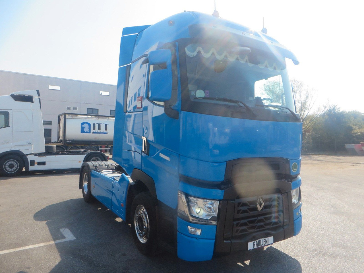 Renault T520 HSC 4x2Tractor - Тягач: фото 2 Renault T520 HSC 4x2Tractor - Тягач: фото 2