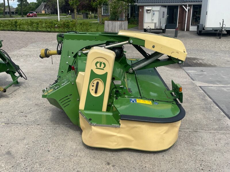 Krone Easycut F320 cv easycut R320 cv - Косилка: фото 3 Krone Easycut F320 cv easycut R320 cv - Косилка: фото 3
