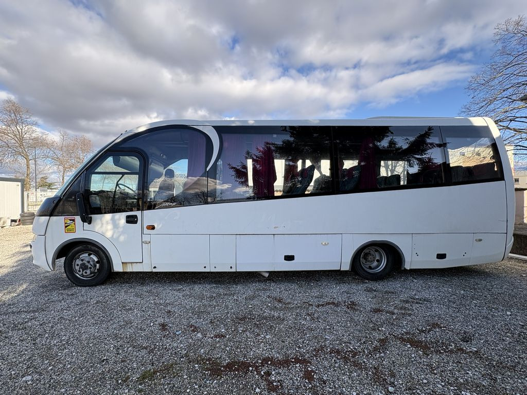 MERCEDES O814 MAGO 2 - Микроавтобус, Пассажирский фургон: фото 4 MERCEDES O814 MAGO 2 - Микроавтобус, Пассажирский фургон: фото 4