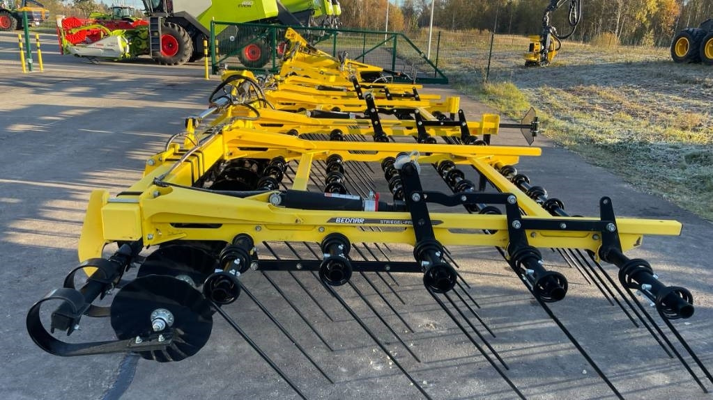 Bednar STRIEGEL-PRO PN 9000 - Борона: фото 3 Bednar STRIEGEL-PRO PN 9000 - Борона: фото 3