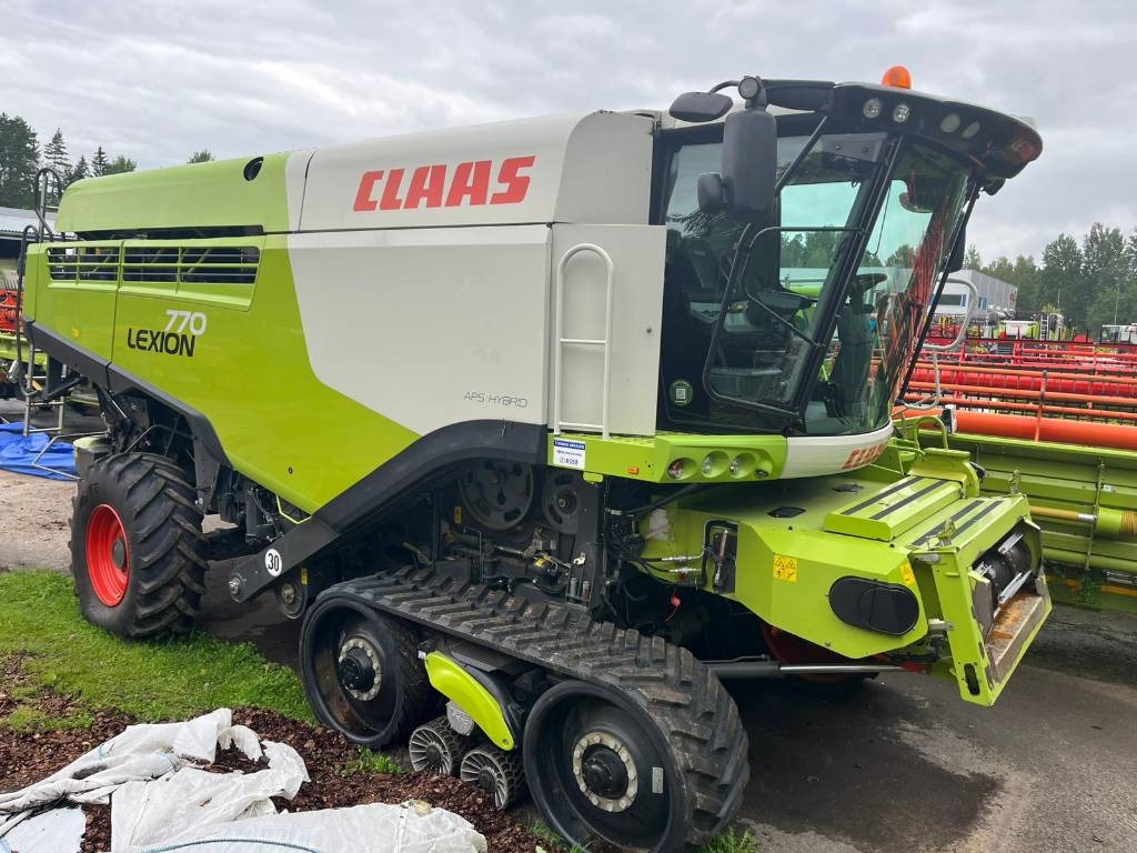 Claas Lexion 770 TT - Зерноуборочный комбайн: фото 3 Claas Lexion 770 TT - Зерноуборочный комбайн: фото 3