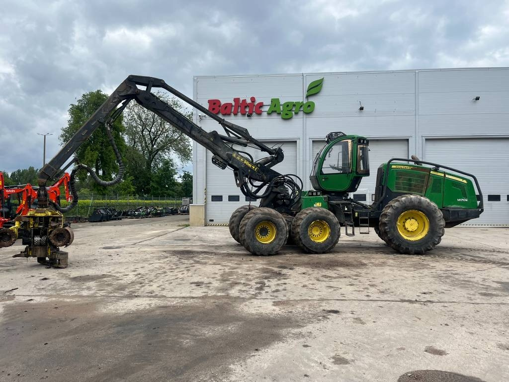 John Deere 1470 E - Харвестер: фото 1 John Deere 1470 E - Харвестер: фото 1