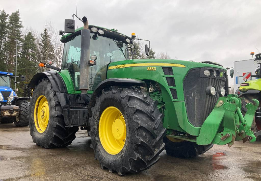 Трактор John Deere 8330 AutoPower: фото 1