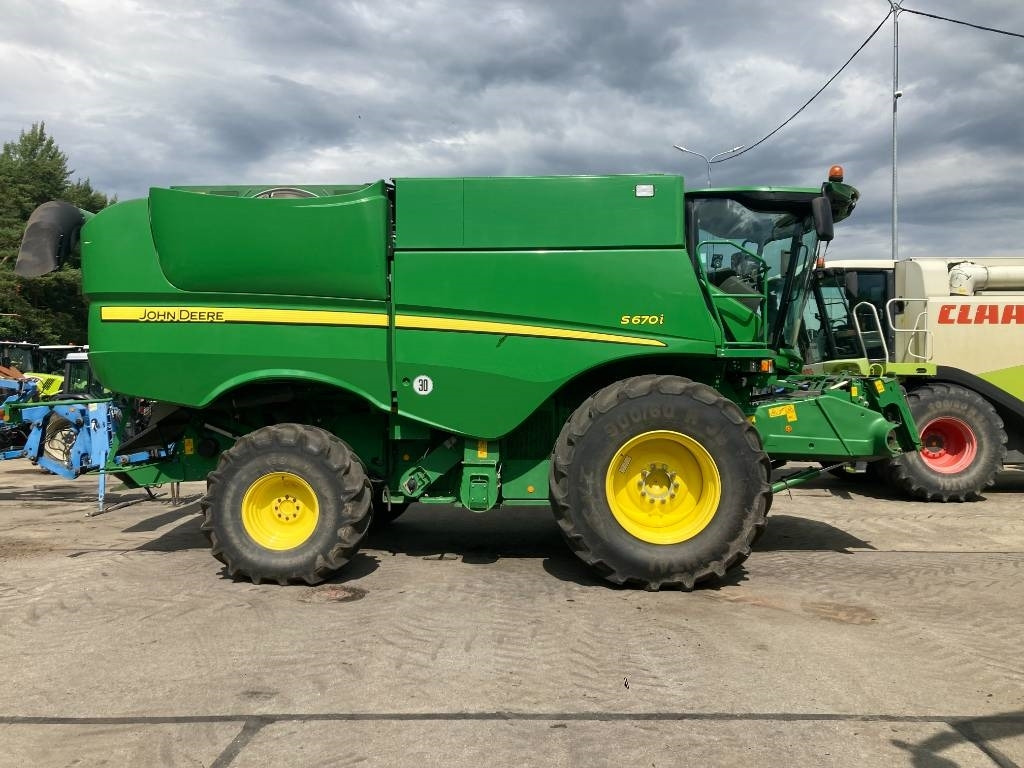 John Deere S 670 i - Зерноуборочный комбайн: фото 4 John Deere S 670 i - Зерноуборочный комбайн: фото 4