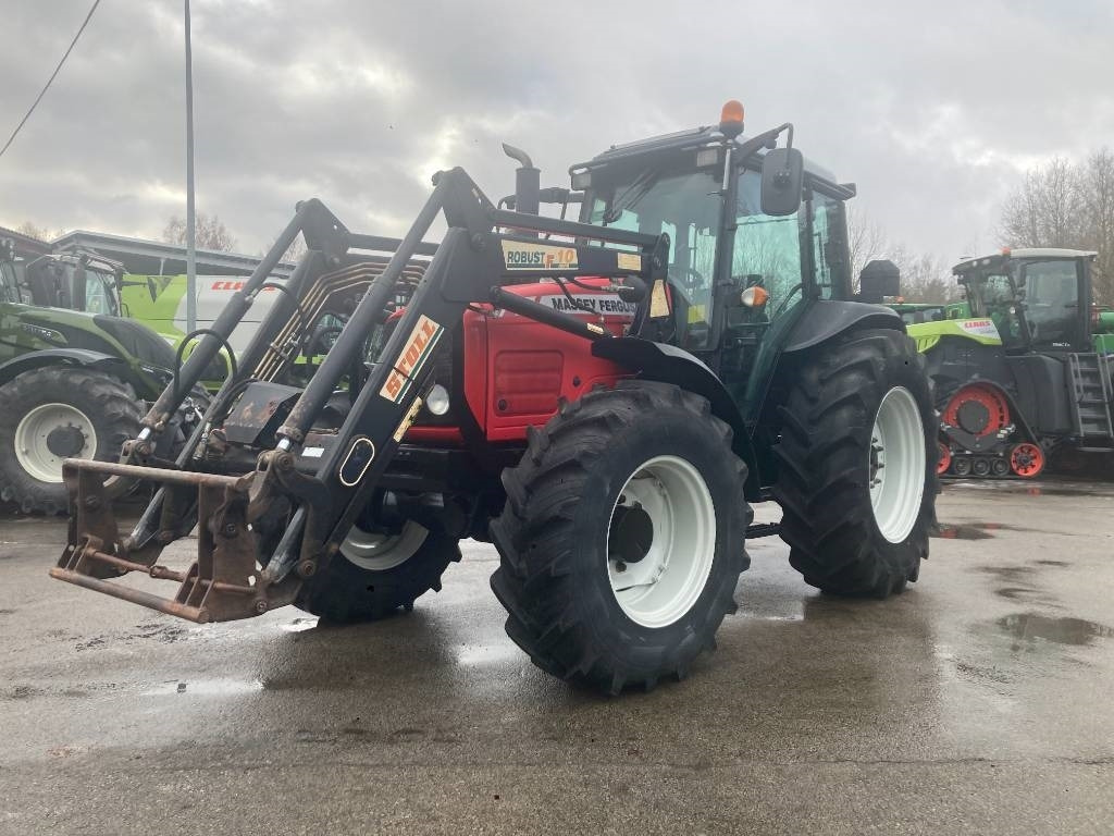 Massey Ferguson 4455 - Трактор: фото 1 Massey Ferguson 4455 - Трактор: фото 1