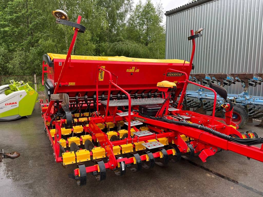 Vaderstad Rapid RD400C - Посевной комплекс: фото 1 Vaderstad Rapid RD400C - Посевной комплекс: фото 1