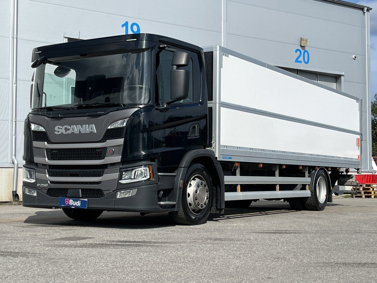 Lastbil Scania P250B4X2LB -2021 | Höj/Sänk | Full-luft - Грузовик с закрытым кузовом: фото 1 Lastbil Scania P250B4X2LB -2021 | Höj/Sänk | Full-luft - Грузовик с закрытым кузовом: фото 1