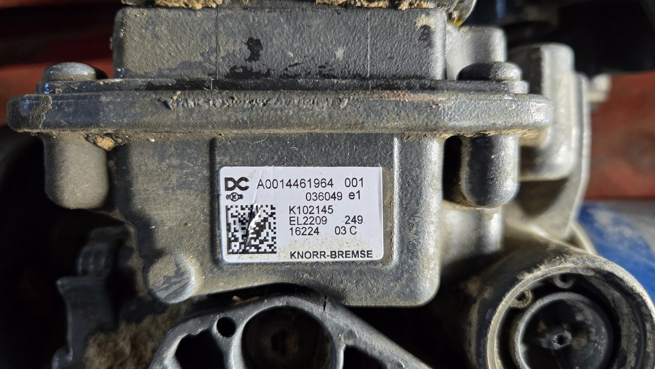 KNORR-BREMSE CONTROL UNIT EAPU K 102145 - Блок управления для Грузовиков: фото 5 KNORR-BREMSE CONTROL UNIT EAPU K 102145 - Блок управления для Грузовиков: фото 5