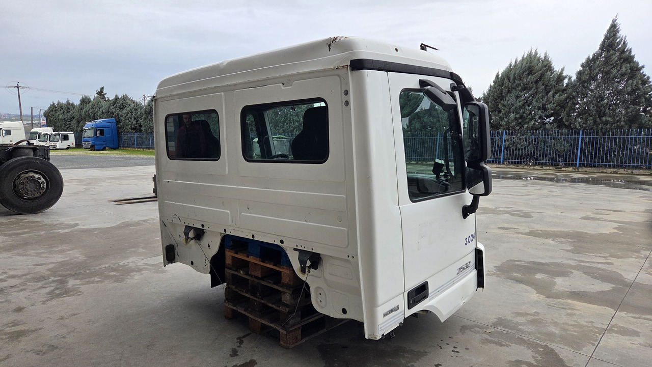 MERCEDES-BENZ SHORT CABIN ACTROS MP3 - Кабина для Самосвалов: фото 4 MERCEDES-BENZ SHORT CABIN ACTROS MP3 - Кабина для Самосвалов: фото 4