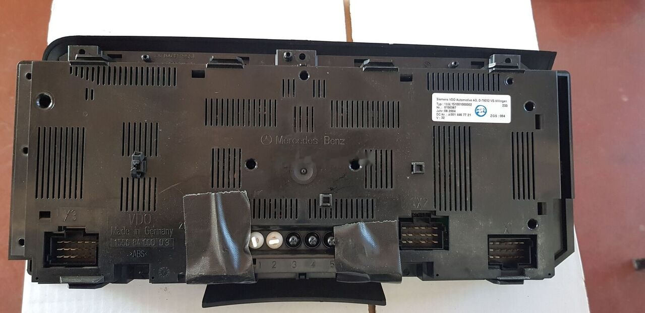 Mercedes-Benz INSTRUMENT PANEL A0014467721 Mercedes-Benz ATEGO - Приборная панель для Грузовиков: фото 2 Mercedes-Benz INSTRUMENT PANEL A0014467721 Mercedes-Benz ATEGO - Приборная панель для Грузовиков: фото 2